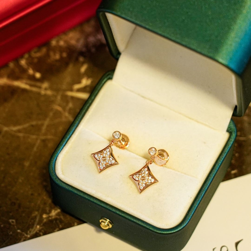 Ba*len*cia*ga earrings